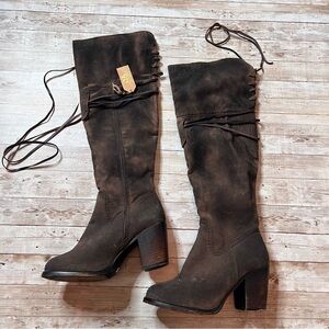 💚93 Vintage NWT Anya boots